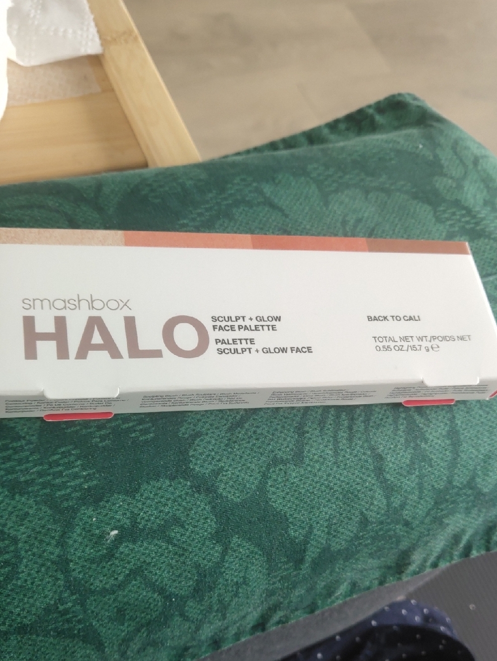 Smashbox Halo Sculpt + Glow Face Palette — White & Rose Gold Accents